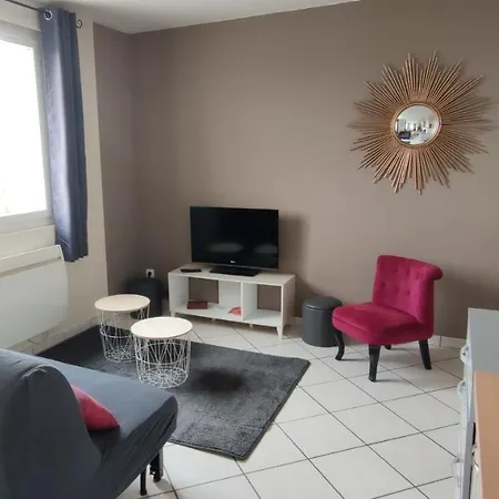 Le Relais De La Poste 1 شقة